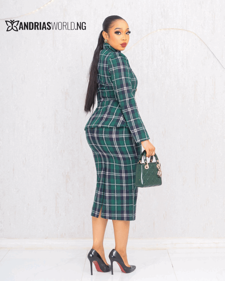 GREEN TWEED SKIRT SUIT
